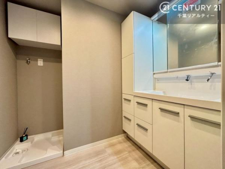 ʑEʏ ^I≻ϕiA|piȂǂ܂Ƃ߂ĐłAڂBg₷Ɛ𗼗ԂŁAƎgxx胉NɂȂ܂B