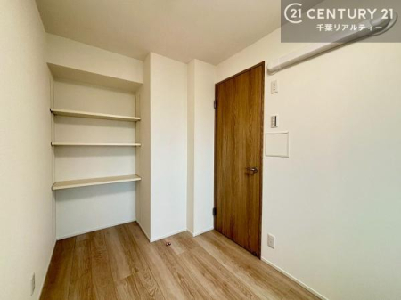 m Nd˂ɁAZXǂmx[VB₩ȌދSn̗ǂԂŁAɉKȕ炵n߂܂B