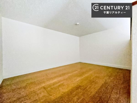 [ tgtIigȂ悤ȋGߕ̃CeAƓd̎[ɕ֗I񌻒nɂĂm߂I