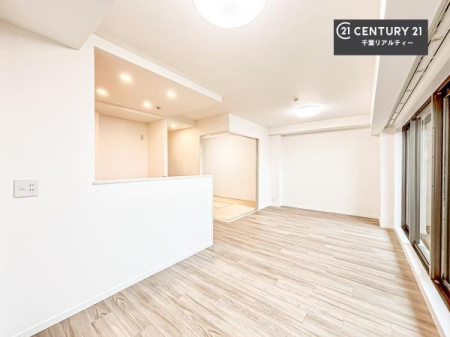 rO ؂ȉƑW܂邩炱LDKɂ͂肽B
qCɏ΂Ȃ瑖ĂpuLƂɂėǂvƎvuԂłB