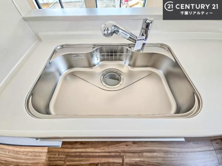 Lb` ChȃVNłˁI˂ɂ₷ƎyXdl̃VXeLb`łI
fUCƋ@\˂Lb`Ő܂ˁI