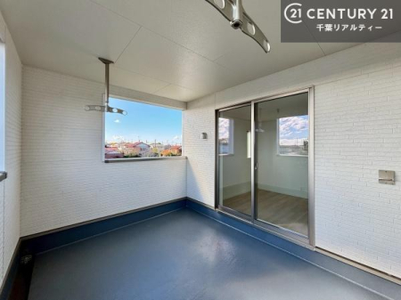 oRj[ [toRj[ItĂ̂ŁA}ɉJ~ĂGɂSIJbgĂ̂ŁAVC̗ǂ́AO֏oĐ[ċẑ悳łI