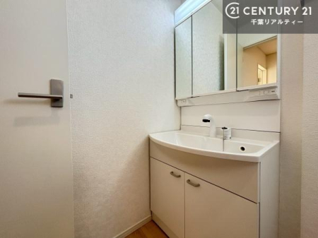 ʑEʏ Oʋdl̐ʏ́AgȂ݂₷I͎[ɂȂĂ܂BhC[₨ϓЕt̂ŐʑXbLƌ邱Ƃo܂I