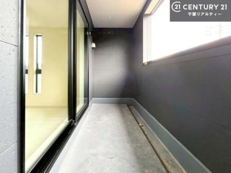 oRj[ Ci[oRj[ItĂ̂ŁA}ɉJ~ĂGɂSIJbgĂ̂ŁAVC̗ǂ́AO֏oĐ[ċẑ悳łI