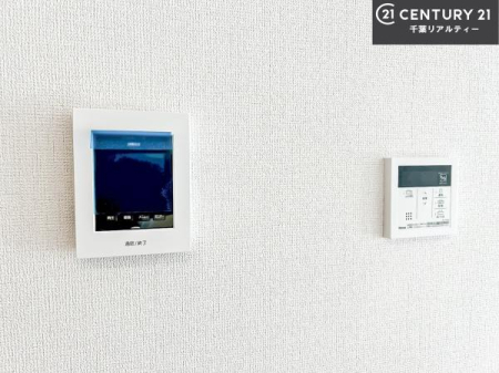 ̑ TVj^[tC^[złql̂ԒȂǂSłˁB
{^ЂƂłC̏ƂƂ̂II[goXB