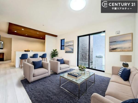 rO ƋCGp[XłBĴLXLDKI\t@[_CjOe[uuĂɂȂȂ̂ŉKɉ߂܂IR~jP[V₷rOłI