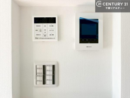 ̑ TVj^[tC^[złql̂ԒȂǂSłˁB
{^ЂƂłC̏ƂƂ̂II[goXB