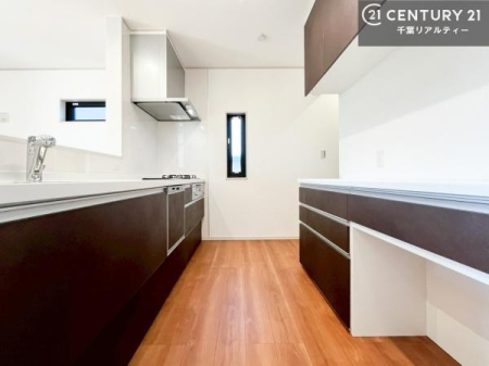 Lb` Ƃ肠钲Xy[XōƂ₷KȃLb`łI
qlƈꏏɂَqy߂LXXy[XłByԂɂȂ肻łˁI