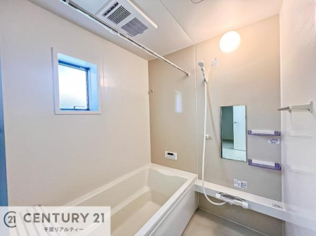  ydlʐ^zLXoXň̔tbVBL΂̂ŁAɂƐZ܂ˁI炩ȐŐ݌vĂ났̂ЂƎLӋ`ɖ킦oX[łB