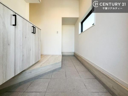  ւ̃V[Y{bNX́A[͗ǍDŌC萮ł邾łȂA㕔IƂĊp\BCɓ̏O[u΁Aq}邨ȋԂɎdオ܂I