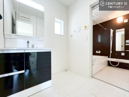 ԏ J[Xy[XtȂ̂Ń}CJ[̕SłˁIЌnɂĂm߂܂I