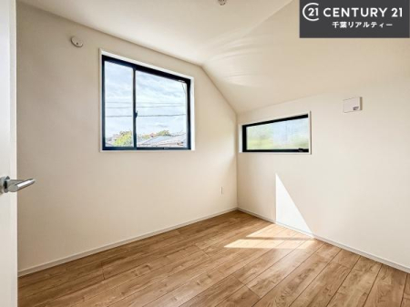 q |oȂ́Aql̂ƂĂSłI
[Xy[X[Ă̂ŎU炩TbƕЕt܂I