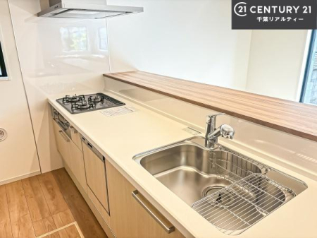 Lb` lC̑ΖʎVXeLb`̗pĂ܂IƑ̃R~jP[VRƑ݌vłB
qlɂڂ͂̂ŊłˁB[͂܂I