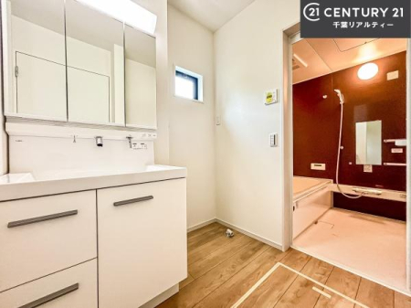 ʑEʏ t̖邢ʎłICɓւłĐɕۂƂł܂IRނ̂łς̎dオǂȂ܂ˁI