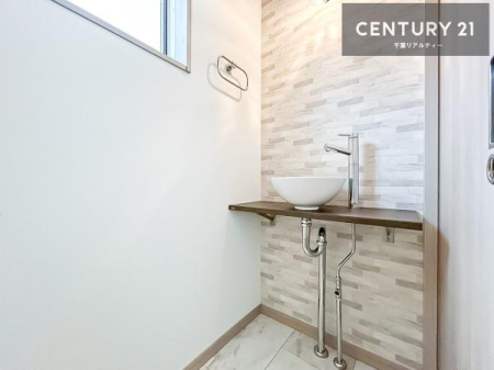 ̑ gCɂ͎􂢃Xy[XtĂ܂IGOɎ肪􂦂̂ŉqIłˁI