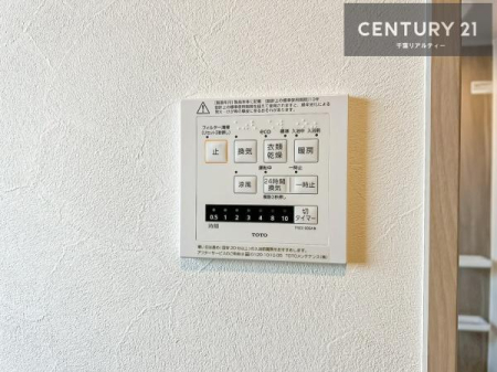 ̑ g[tĂ閣͓IȎdlłI~̓q[gVbN̗\hɂg܂B
J̓ł󕨂̂ŁA󕨂ߍ݂ɂI