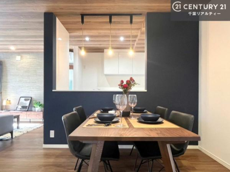 rO LX_CjOXy[XI肨HB΂yԂ߂܂BX̔܂I
zVЕt֗łI