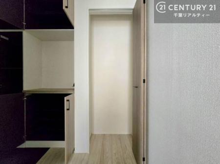 ���[ ���֓����Ă����̏ꏊ�Ɏ��[��݂��A�|���@��G�ߗp�i�̎��[�ɂƂĂ��֗��B���������ɖ��ʂ��Ȃ��A���ł����������ւ�ۂĂ܂��B