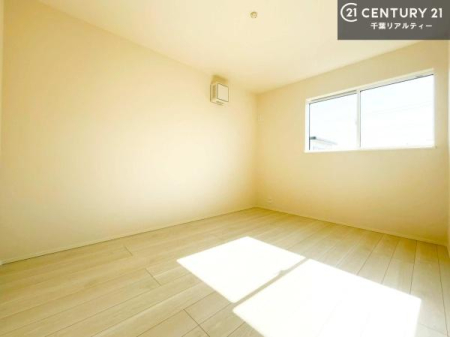 q |oȂ́Aql̂ƂĂSłI
[Xy[X[Ă̂ŎU炩TbƕЕt܂I