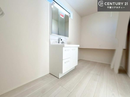 ʑEʏ ʃXy[Xɂ̓JE^[tI
ւꎞIɒuAACɂ֗łˁI