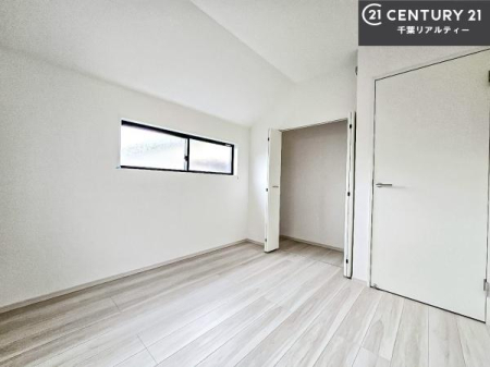 Q DޗḿA̖ڊo߂CǂłˁBԂƉ߂Ƃł܂BDF̃t[OǂȉƋɂ}b`܂I