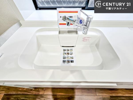 Lb` ChȃVNłˁI˂ɂ₷ƎyXdl̃VXeLb`łI
fUCƋ@\˂Lb`Ő܂ˁI