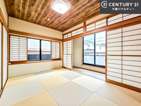 a ^^~̍肪炬^AbNXԁB傫ĴaƂȂĂ܂B{l̐Suav̋ԁB䑐̍YԂ͖̂ЂƎoĂ܂I