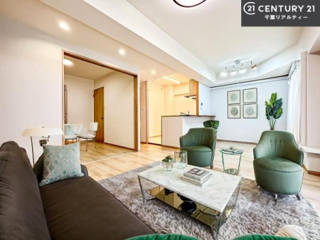 rO ƋCGp[XłBĴLXLDKI\t@[_CjOe[uuĂɂȂȂ̂ŉKɉ߂܂IR~jP[V₷rOłI