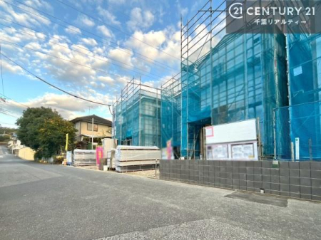 OʓH܂ތnʐ^ 낢Ȃ]܂Aql̂v]ǂǂB
Ђ̐X^bt܂I