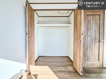 [ Ղ̎[Xy[XŁA炵萮Z܂BƑ̉וꂢɕЕtAKɉ߂܂B