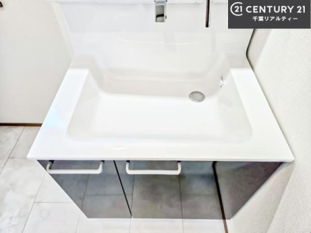 ʑEʏ [ʑ{ÉA˂ɂ̂łꂪyXIۂĂ܂I
LCȐʏŎ̃`x[Vオ܂ˁI