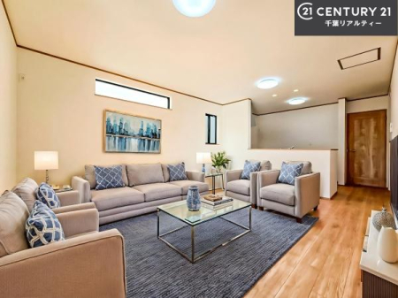 rO ƋCGp[XłBSnǂrO͉ƑRƏW܂܂BƑcR̎ԂłBƑƁAw[Ԃ߂łˁB