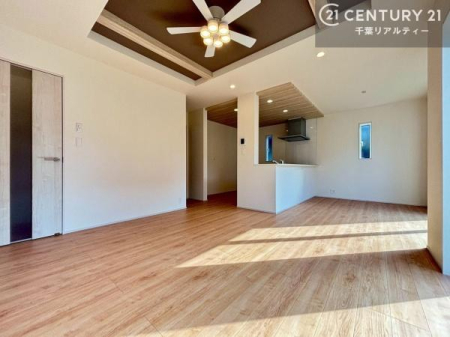 rO ĴLXLDKI\t@[_CjOe[uuĂɂȂȂ̂ŉKɉ߂܂IR~jP[V₷rOłI