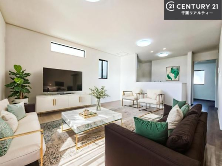 rO ƋCGp[XłBSnǂrO͉ƑRƏW܂܂BƑcR̎ԂłBƑƁAw[Ԃ߂łˁB