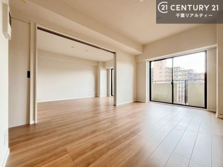 ���r���O �S�n�ǂ����r���O�͉Ƒ������R�ƏW�܂�܂��B�Ƒ��c�R�̎��Ԃ����������ł��B���Ƒ��ƁA����w�[���������Ԃ��߂��������ł��ˁB