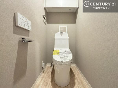 �g�C�� �������֍��ɂ��A�~��͕֍����g�����ł���̂ŗ₽���֍��ɍ��炸�ɍςފ������d�l�ł��I�V���v���ȃJ���[����Ƃ��Ă���̂ŁA������ꂪ���₷���ł��B