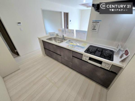 Lb` lC̑ΖʎVXeLb`̗pĂ܂IƑ̃R~jP[VRƑ݌vłB
qlɂڂ͂̂ŊłˁB[͂܂I