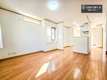 rO SnǂrO͉ƑRƏW܂܂BƑcR̎ԂłBƑƁAw[Ԃ߂łˁB