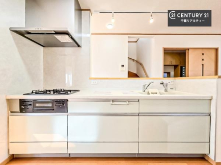 Lb` Ƃ₷VXeLb`łI[tĂ̂ŁAXy[XɕuȂčςނ̂ŁALXgāAKɍƂł܂I