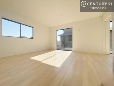 rO ؂ȉƑW܂邩炱LDKɂ͂肽B
qCɏ΂Ȃ瑖ĂpuLƂɂėǂvƎvuԂłB