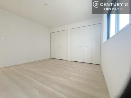 m VvɃfUCĂ邽߁AƋIт܂I
Cɓ̉ƋuĂ낰Ԃ邱Ƃł܂B