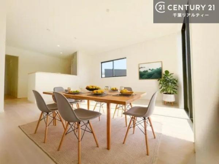 rO ƋCGp[XłBSnǂrO͉ƑRƏW܂܂BƑcR̎ԂłBƑƁAw[Ԃ߂łˁB邭JIȋԂłB