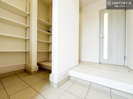  ֎[[Ă̂ŁA֎肪XbLЕtqɌC̒uɍ܂I