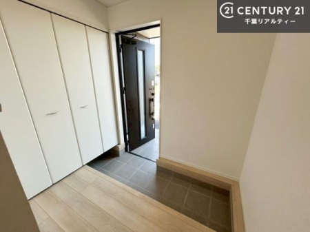  V[Y{bNXtȂ̂ŁAւЕt|₷łI
XbLւŌ˂JuԁÂSnԂo}Ă܂B