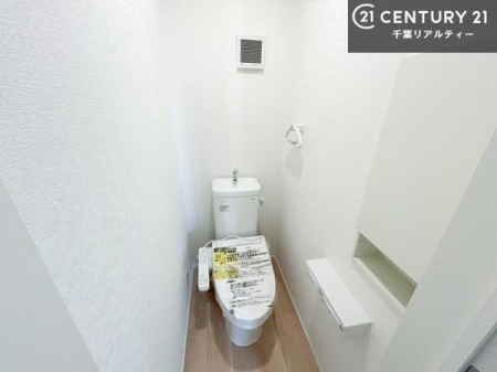 gC 1E2KɃgC܂I̖Zԑт҂ɂ݂łˁBƂ̂gCłꂪ₷łI