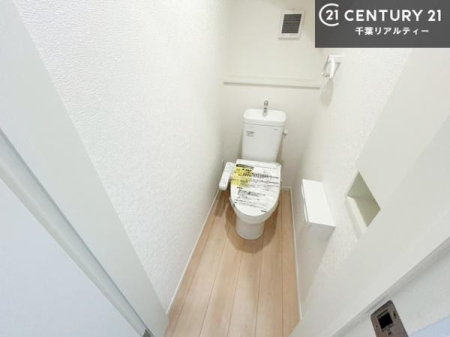 gC 1E2KɃgC܂I̖Zԑт҂ɂ݂łˁBƂ̂gCłꂪ₷łI