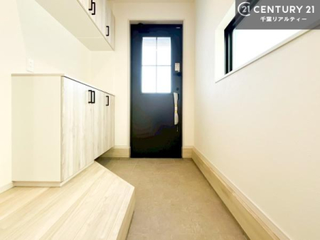  V[Y{bNXtȂ̂ŁAւЕt|₷łI
XbLւŌ˂JuԁÂSnԂo}Ă܂B
