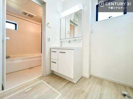 ʑEʏ t̖邢ʎłICɓւłĐɕۂƂł܂IRނ̂łς̎dオǂȂ܂ˁI