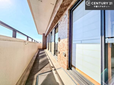 oRj[ zǍDȃoRj[łIꂽɂ͐nJIȎԂy߂܂B
̂󕨂؂ɊƂł܂I