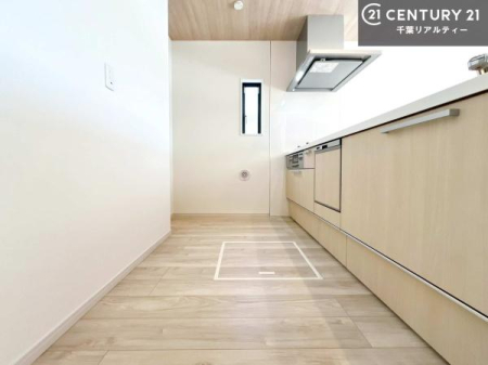 Lb` Ƃ肠钲Xy[XōƂ₷KȃLb`łI
qlƈꏏɂَqy߂LXXy[XłByԂɂȂ肻łˁI